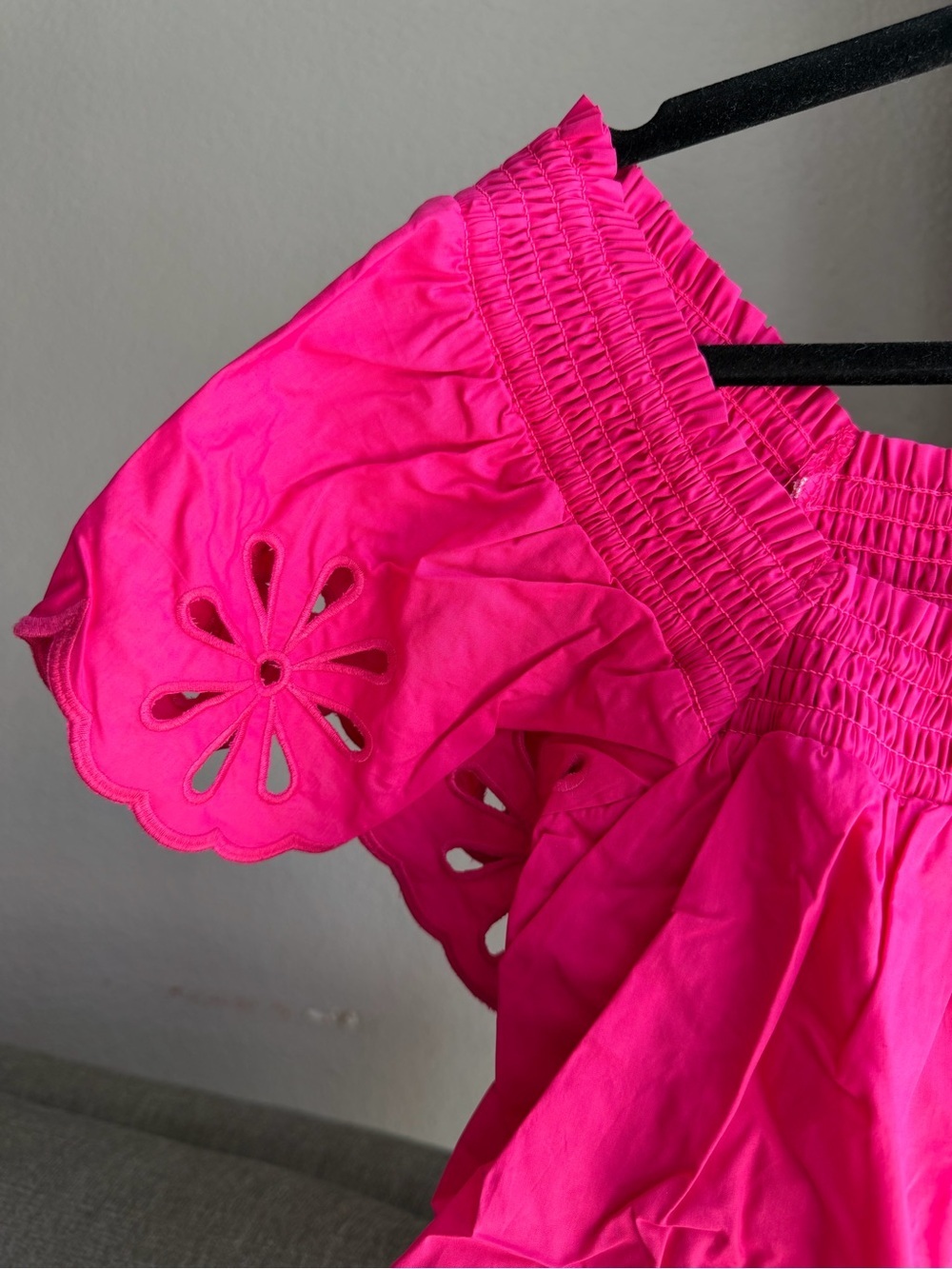 Hyacinth House Pink Eyelet-Sleeve Crop Top - Picture 5 of 9